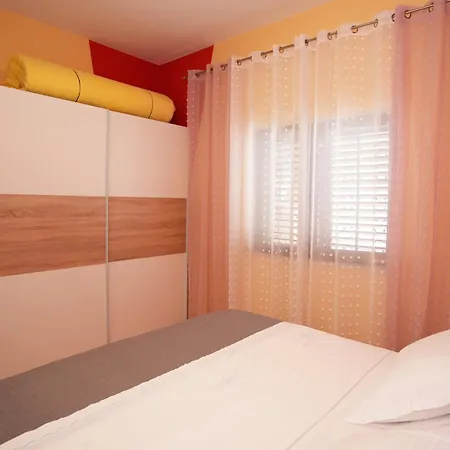 Apartment Beky *